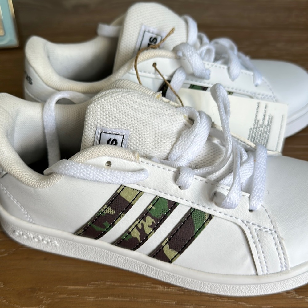 Boys Adidas Sneakers